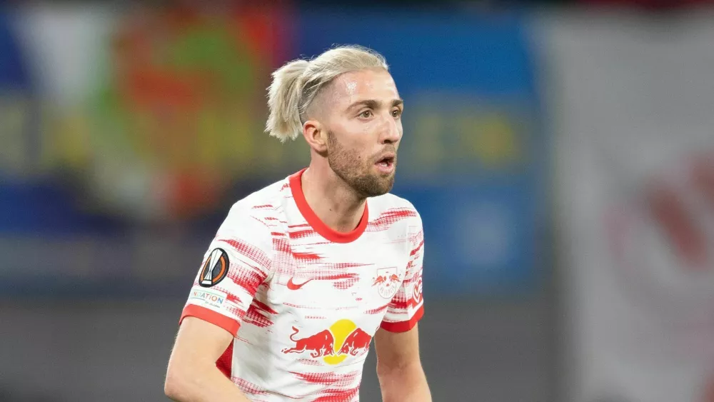 17 February 2022, Saxony, Leipzig: Soccer: Europa League, RB Leipzig - Real S. San Sebastian knockout round, intermediate round, first leg: Kevin Kampl of RB Leipzig plays the ball. Photo: Sebastian Kahnert/dpa-Zentralbild/dpa (MaxPPP TagID: dpaphotosfive598633.jpg) [Photo via MaxPPP] / Foto: Sebastian Kahnert