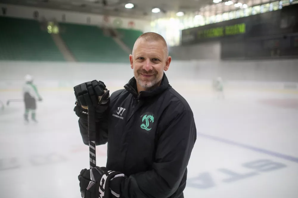 Eni na morju, drugi na ledu in mrazu