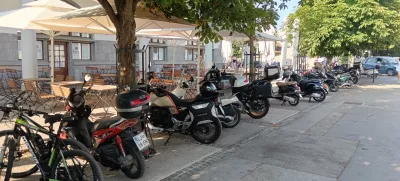 Ljubljanska tržnica: Ali veste, kje lahko parkirate svoje motorno kolo?