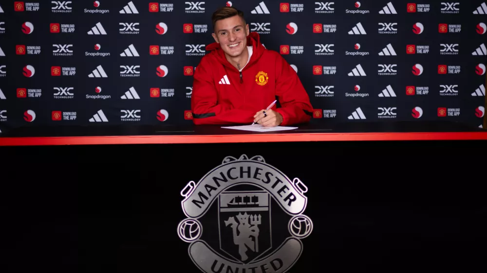 Benjamin Šeško, Manchestere United