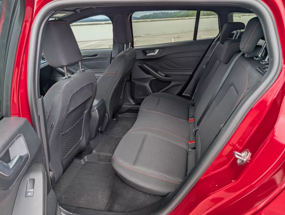 Ford fokus: Evropski kavboj, ki jezdi v sončni zahod