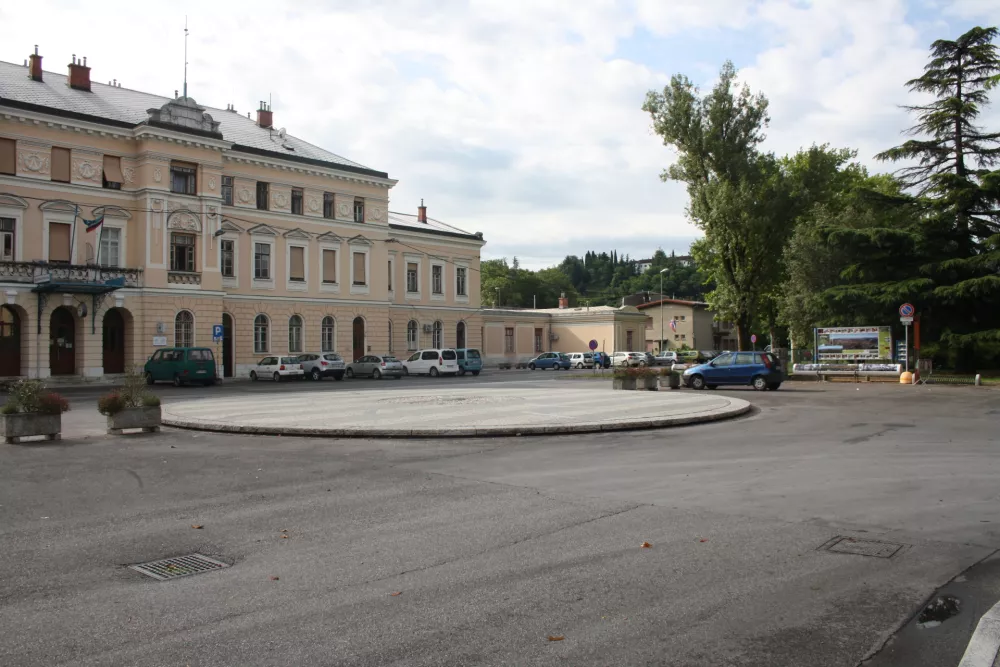 Trg EU pred prenovo / Foto: Nn