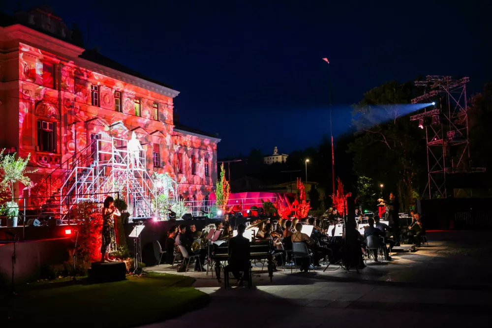Opera Potovanje v Reims / Foto: Pierluigi Bumbaca Fotografo