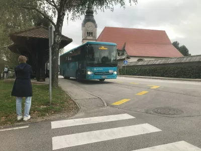 V prihodnjem šolskem letu cenejši šolski avtobusi