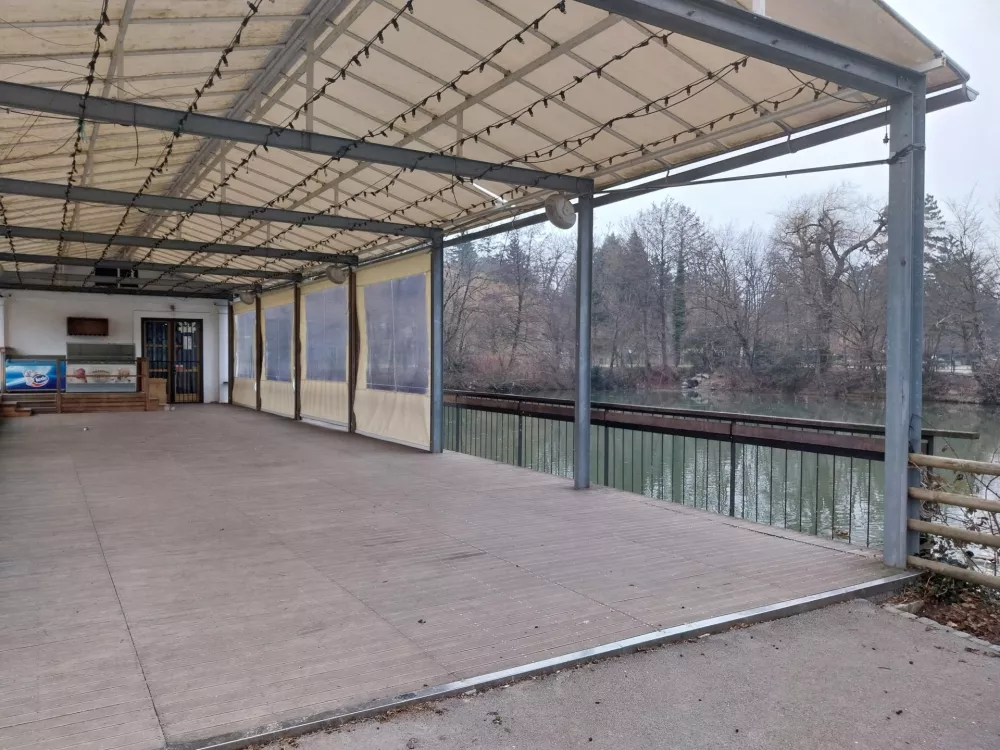 Čolnarna Tivoli - park Tivoli 