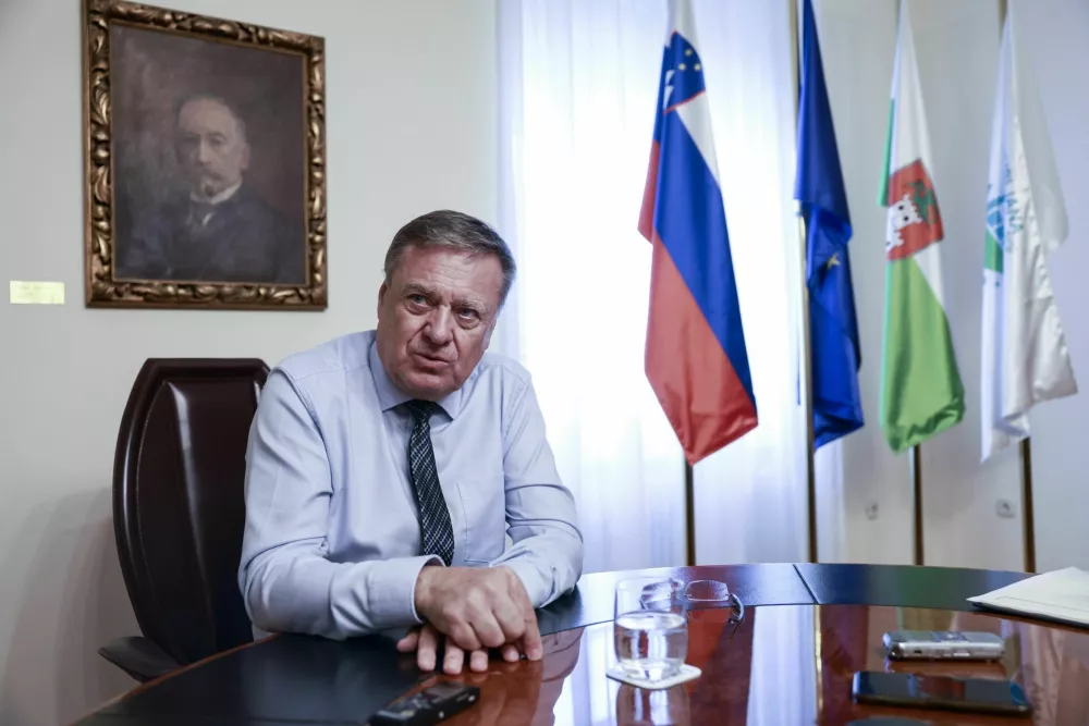- 27.09.2023 &ndash; Zoran Janković, župan mestne občine Ljubljana od leta 2006 //FOTO: Jaka GasarOPOMBA: DNEVNIKOV OBJEKTIV &ndash; INTERVJU 2023