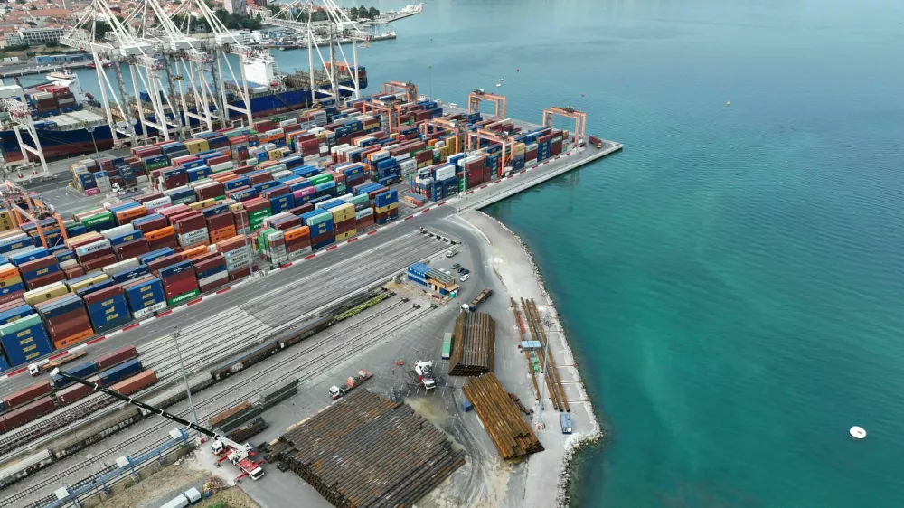 Luka Koper, pristanišče, 