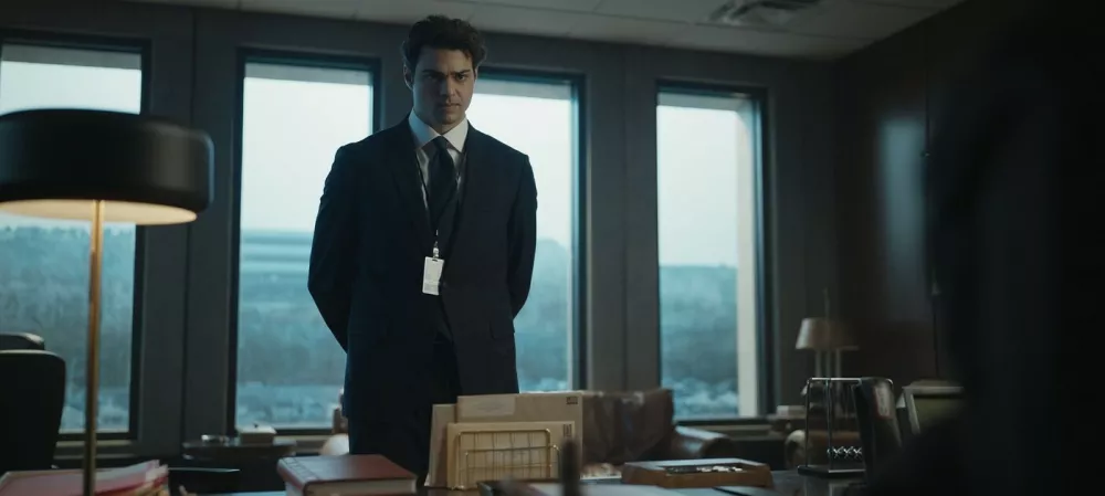 THE RECRUIT, Noah Centineo, Y.N.A.H.Y.A.L.', (Season 2, ep. 201, aired Jan. 30, 2025).,Image: 961947775, License: Rights-managed, Restrictions: Please credit &copy;Netflix/Courtesy Everett Collection, Model Release: no