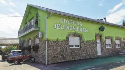 Jelenov hram / Foto: Miha First