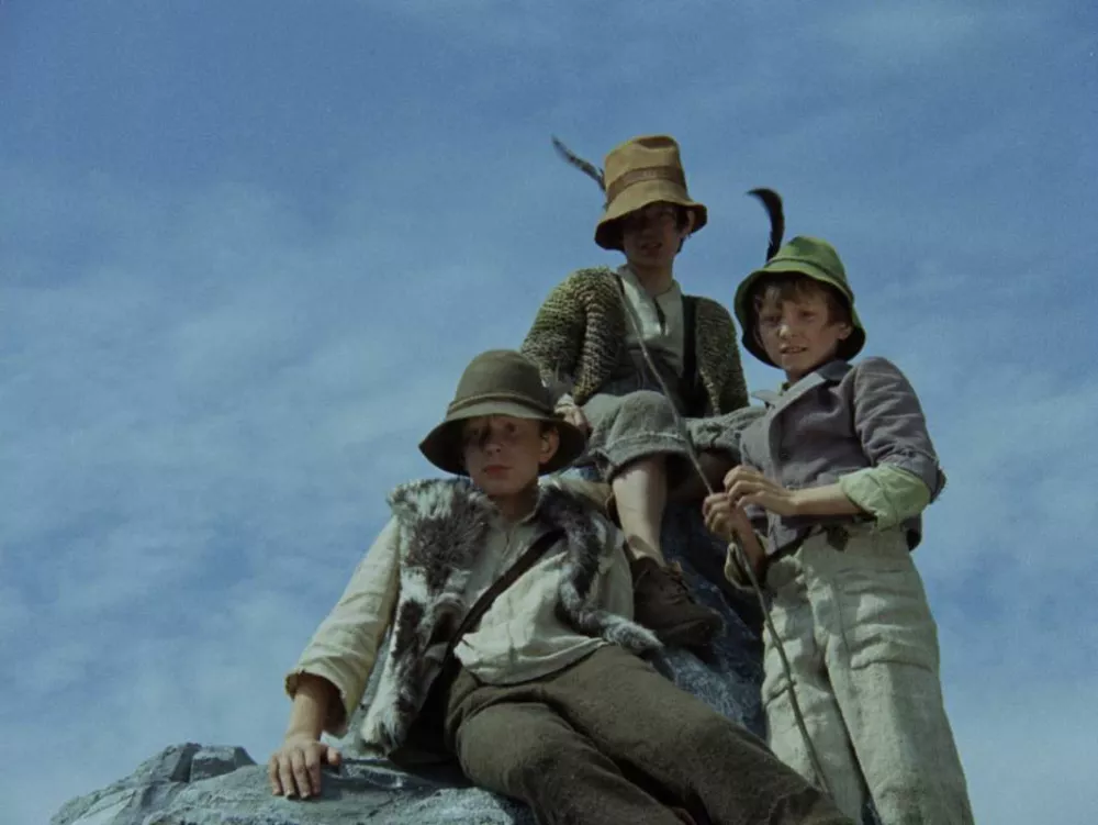 Film o hribovskih pastirjih, pastircih, ki med vsakodnevno pašo ovac doživljajo radosti in tegobe odraščanja, prve ljubezni, sanjarjenja o oddaljenih svetovih, temni čar bližnjega mlina, je po noveli Franceta Bevka leta 1973 režiral France Štiglic. / Foto: Wikipedija