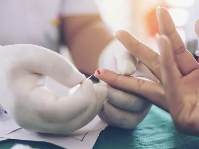 ﻿Blood fingertips dc