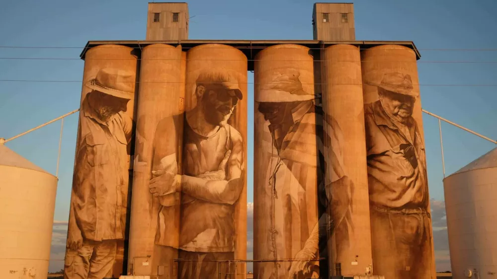 sadasf apoufr 0 / Foto: Guido Van Helten