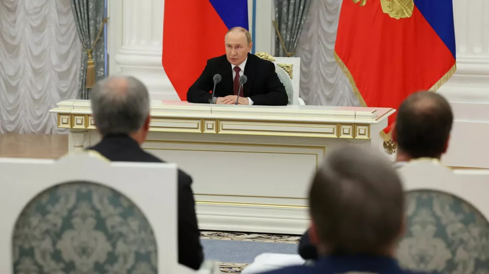 Russia's President Vladimir Putin addresses senior officials following a meeting with U.S. President Donald Trump, at the Kremlin in Moscow, Russia, August 16, 2025. Sputnik/Vyacheslav Prokofyev/Pool via REUTERS ATTENTION EDITORS - THIS IMAGE WAS PROVIDED BY A THIRD PARTY.