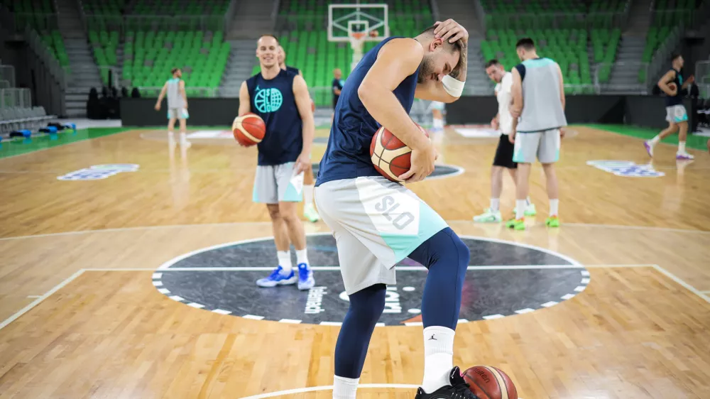 Ljubljana, dvorana Stozice.Trening moske clanske kosarkarske reprezentance v okviru priprav na evropsko prvenstvo.Kosarkar Luka Doncic.