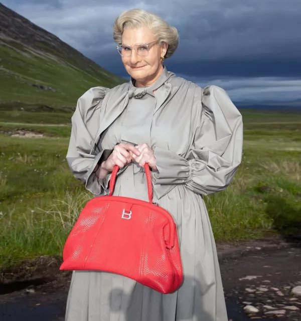 Mojster lažne resničnosti, ki je našel stik z otrokom v sebi