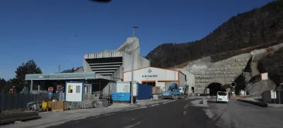 ﻿- 02.03.2022 - Avtocestni predor Karavanke - gradnja druge cevi avtocestnega predora med Slovenijo in Avstrijo - //FOTO: Luka Cjuha.