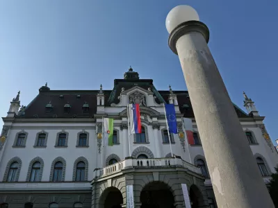 ﻿- 17.03.2016 - Univerza v Ljubljani, Kongresni trg 12 - stavba //FOTO: Tomaž Skale