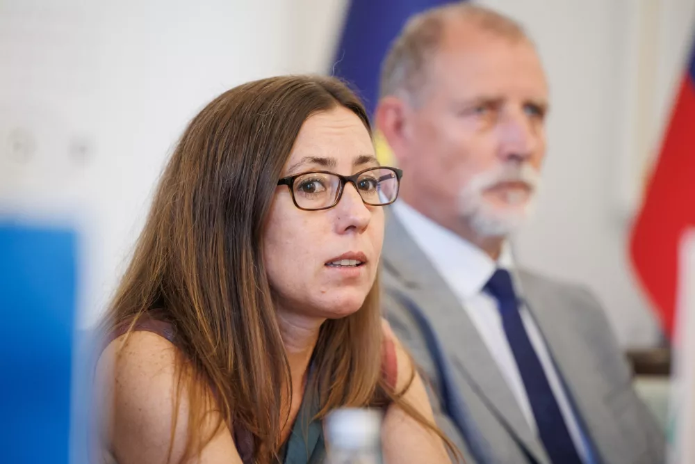 Ljubljana, rektorat Univerze v Ljubljani.Novinarska konferenca Univerze v Ljubljani.Rektorica Univerze na Primorskem Klavdija Kutnar.