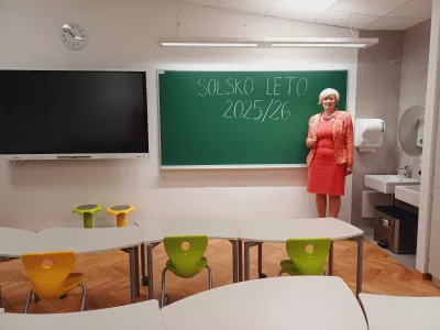 Nazaj v šolske klopi brez prostorske stiske