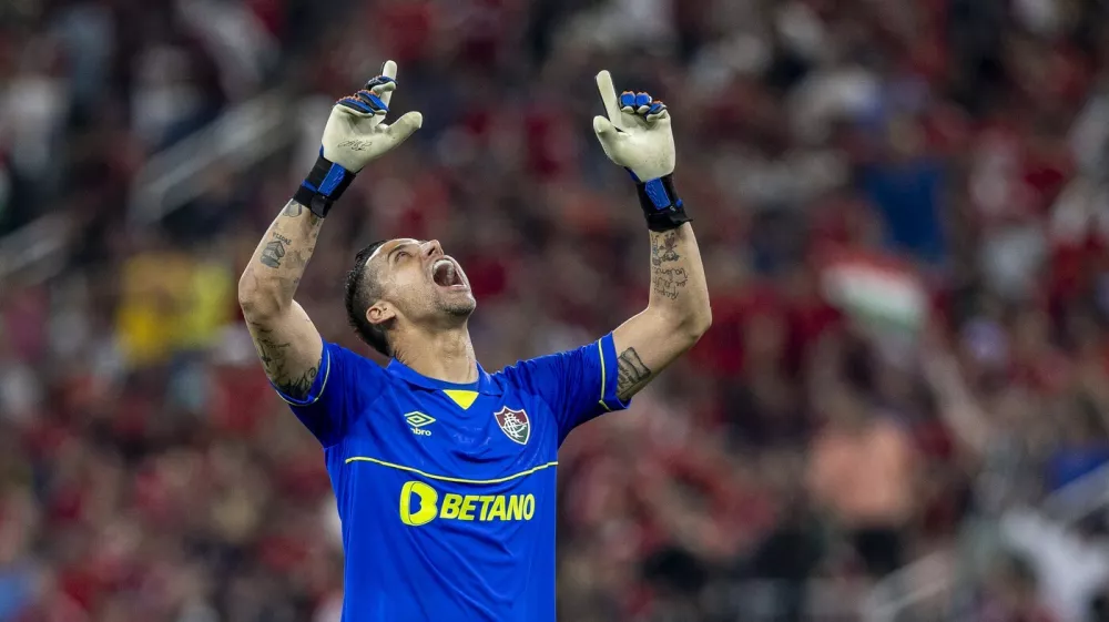 King Abdullah Sports City Goalkeeper Fabio Maciel of Fluminense L celebrates after Fluminense s second goal 2-0 during the FIFA World Club Club Semi Final between Fluminense BRA and Al Ahly EGY at King Abdullah Sports City in Jeddah, Saudi Arabia Copyright: xRichardxCallisx/xSPPx spp-en-RiCaSp-RMC_FLUALAHLY_181223_spp-8981,Image: 830662716, License: Rights-managed, Restrictions: PUBLICATIONxNOTxINxBRAxMEX, Model Release: no