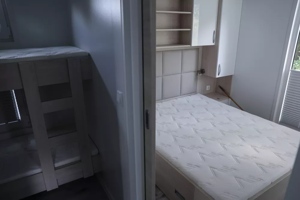 - 20.08.2025 - ogled plavajočih hišk na Ljubljanici//FOTO: Jaka Gasar