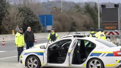 Policija med delom. Slika je simbolična. / Foto: iStock
