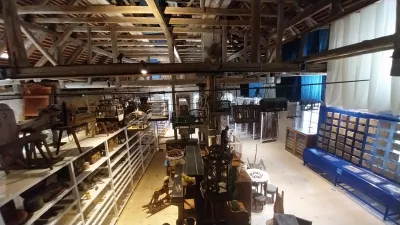 Tržiška zgodovina med tramovi Pollakove kajže