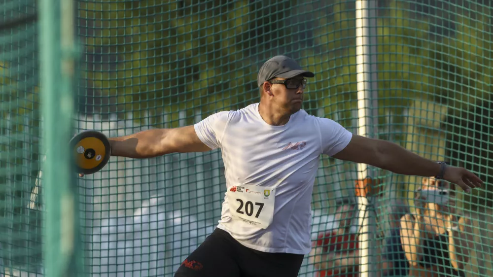Kristjan Čeh disk9.7.2023 - Atletika - Državno prvenstvo v atletiki Velenje - atletska zveza slovenijeFOTO: Luka Cjuha