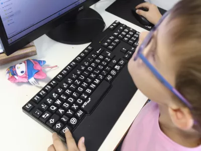 Javna razprava o noveli zakona za otroke s posebnimi potrebami podaljšana