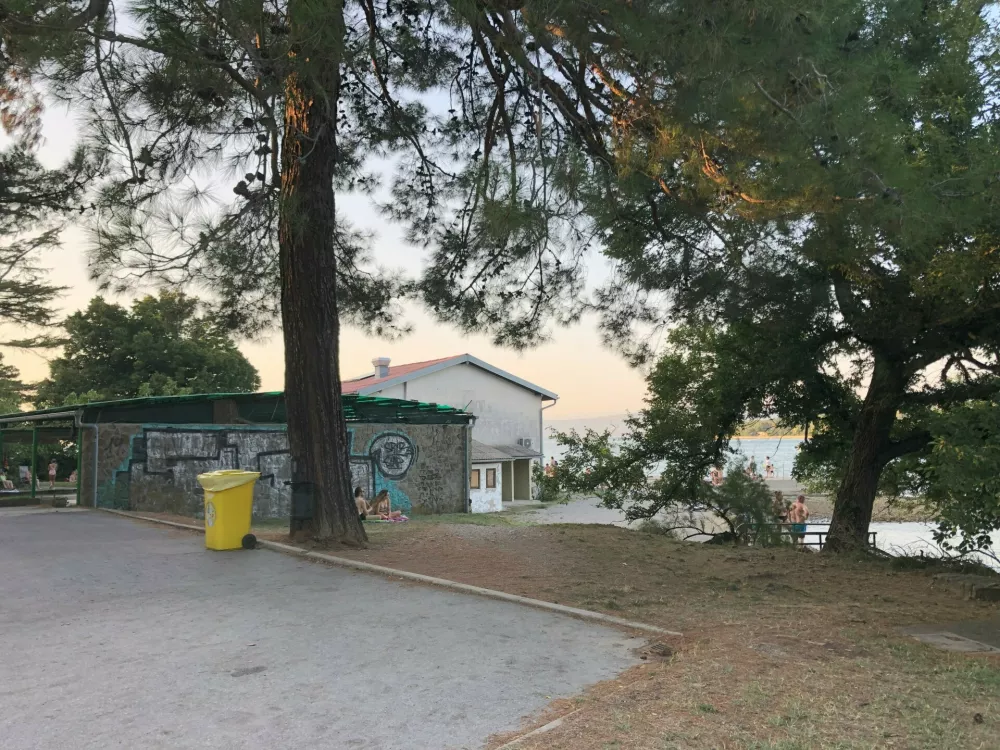 Debeli rtič: policijska plaža že leta zapuščena in neprivlačna, zdaj so našli rešitev