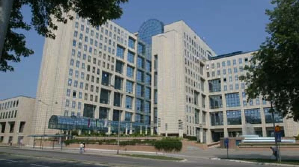 NIS naftna industrija Srbije privatizacija