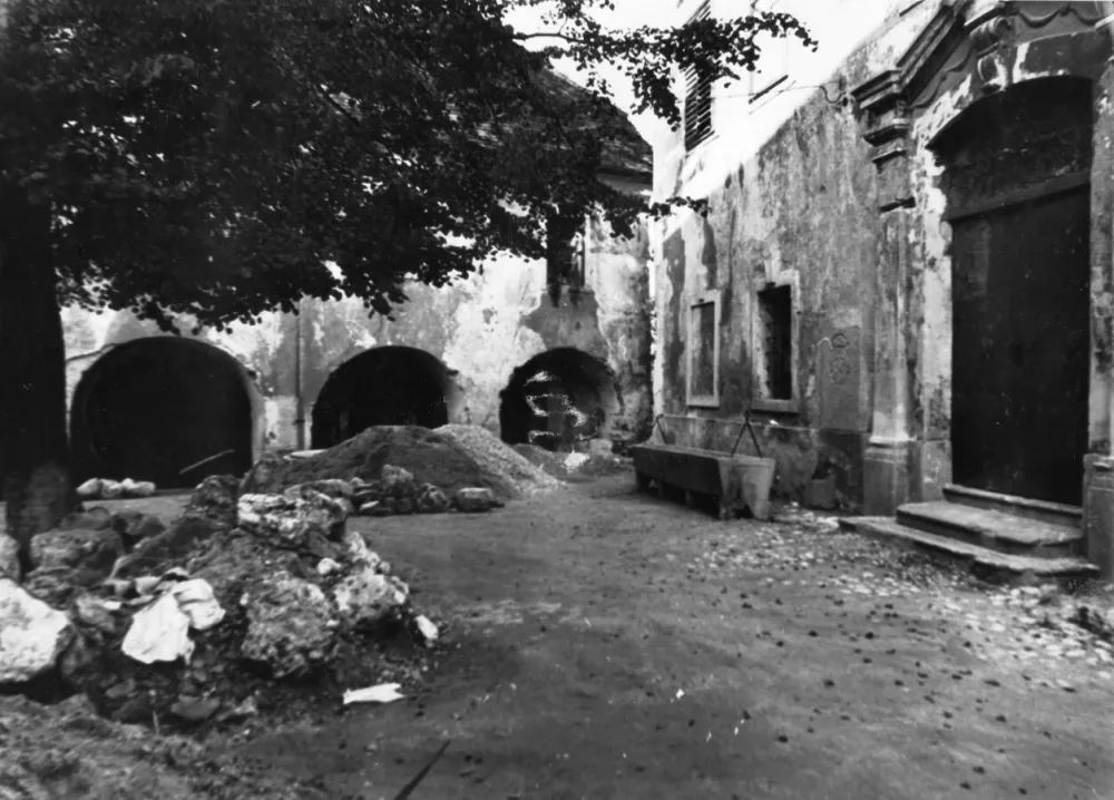 Milkina zgodba med grajskimi zidovi: »Tudi plenice sem v mrzlem potoku prala na roke«