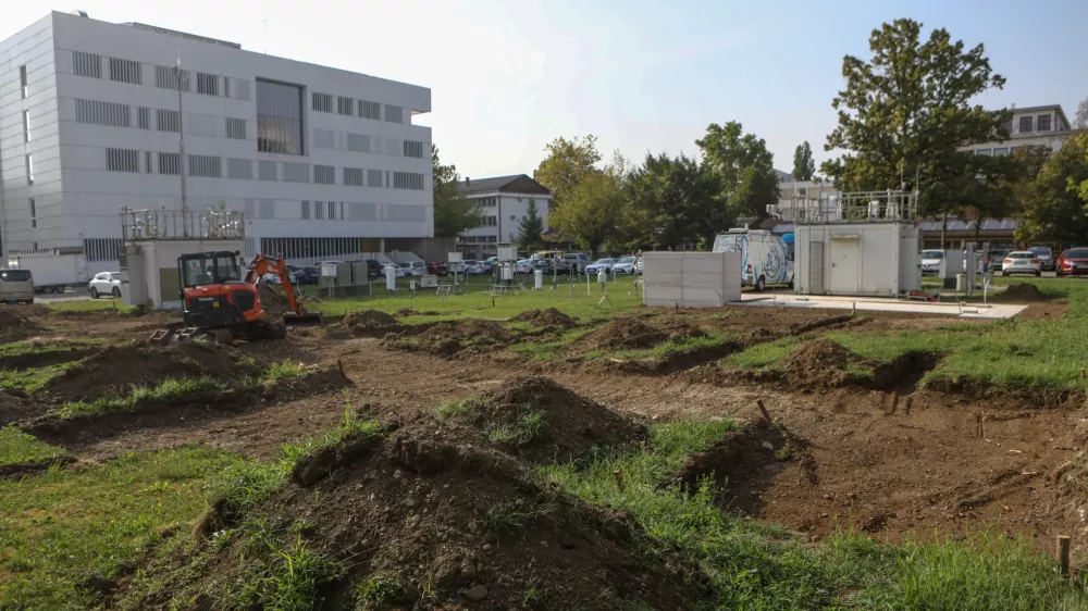 Za Bežigradom bo nastal park, ki bo razkrival fenološke letne čase