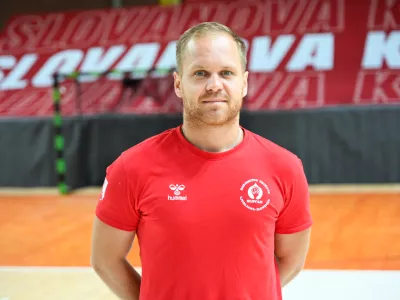 Slovan favorit proti sproščeni Krki