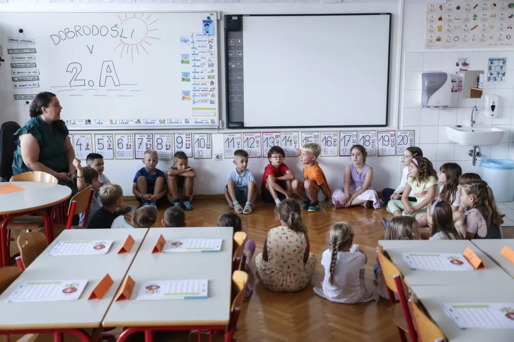 Nov optimističen štart, stari nerazrešeni izzivi