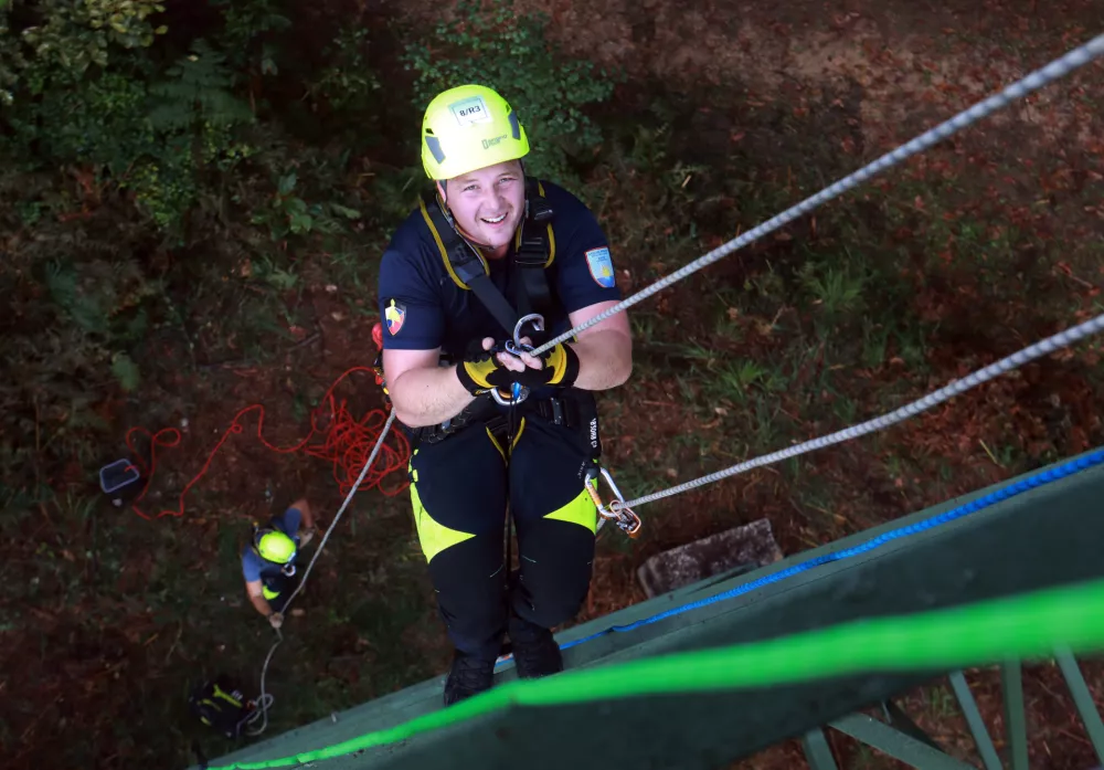 Reševalne ekipe iz Slovenije in tujine so se pomerile v različnih izzivih