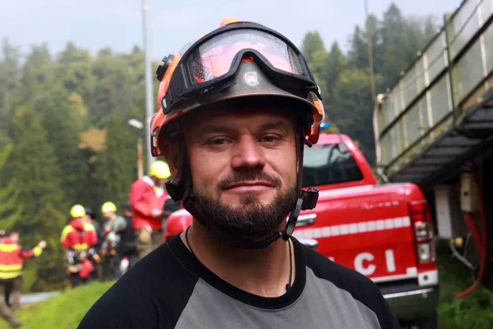 Reševalne ekipe iz Slovenije in tujine so se pomerile v različnih izzivih