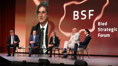 - Panel voditeljev,- islandski predsednik Gudni Johannesson.- predsednik vlade dr. Robert Golob.- predsednik Hrvaške vlade Andrej Plenković,- predsednik Albanske vlade Edi Rama- 29.08.2022 - 17. Blejski strateški forum – BSF Bled 2022 pod naslovom Vladavina moči ali moč pravil, posvečen predvsem ruski agresiji na Ukrajino in njenim posledicam. //FOTO: Bojan Velikonja