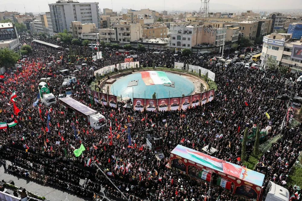 Na pogrebu se je zbrala ogromna množica ljudi. / Foto: Reuters