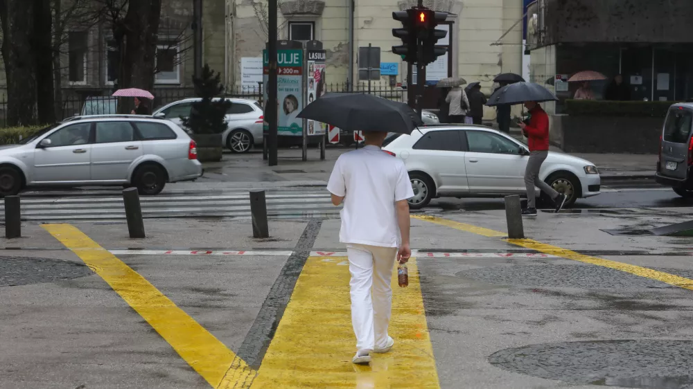 - glavna stavba UKC – Unverzitetni klinični center v Ljubljanit,- 01.03.2024 – stavka zdravnikov - začeli uveljavljati umiki soglasij zdravnikov za nadurno delo, s čimer Fides zaostruje stavko, ki poteka že sedem tednov. //FOTO: Bojan Velikonja