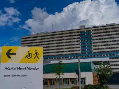 Image: 1026812327, License: Rights-managed, Restrictions: Usage restrictions: Advertising and promotion,Commercial electronic,Consumer goods,Direct mail and brochures,Indoor display,Internal business usage,Personal use, Model Release: no