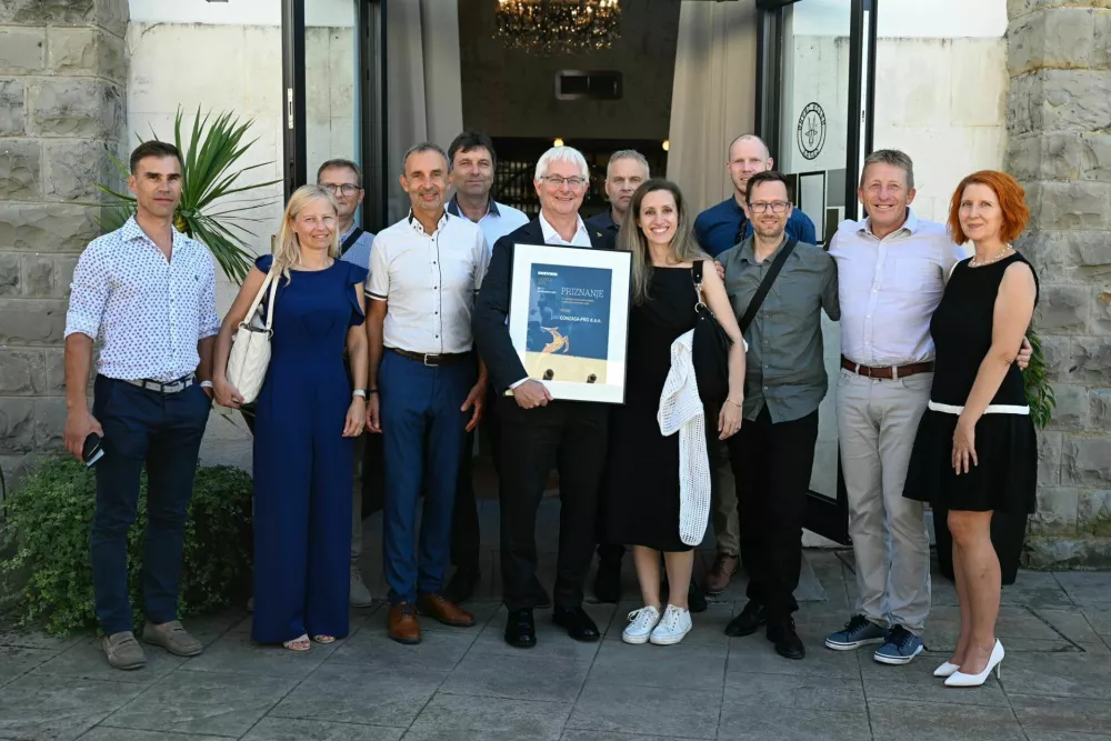 Gazela Primorsko-notranjske regije, zaposleni podjetja Gonzaga-pro. Foto: Nik Erik Neubauer