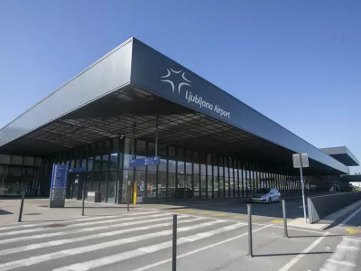 31.10.2024 - Letališče Jožeta Pučnika Ljubljana - Fraport Slovenija Upravljavec ljubljanskega letališča.FOTO: LUKA CJUHA