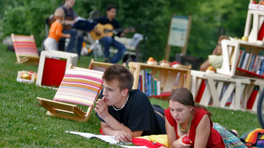 Ljubljana živi z mednarodnimi mesti besed