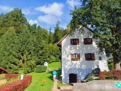 Poklon najvišje stoječemu državnemu spomeniku