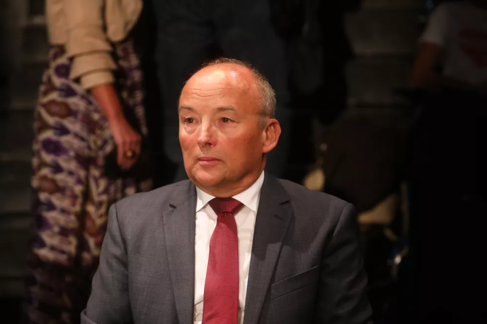 NSi ob robu dveh afer izbira novega šefa, v središču očitkov tudi Vrtovec