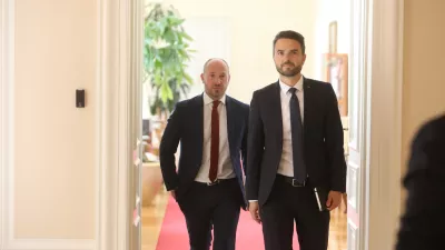 NSi ob robu dveh afer izbira novega šefa