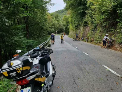 L'Etape Slovenia, nesreča kolesarja, Kranj. Foto: bralec