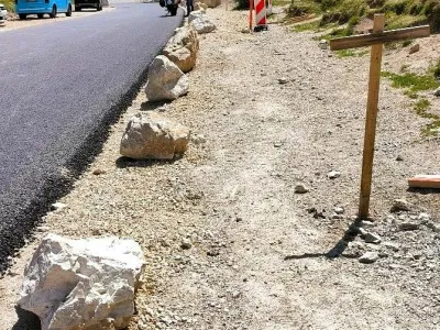 Cesta na Vršič ograja