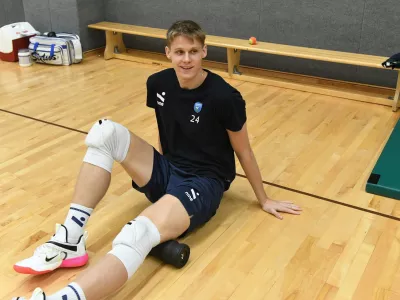 Nejc Najdič, odbojka